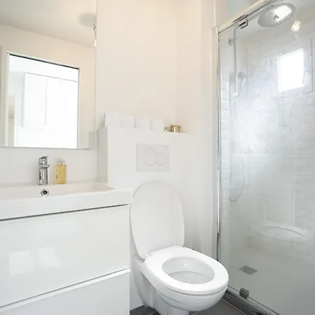 Beautiful Apartment At 2 Mn From Pigalle Paris Apartamento París